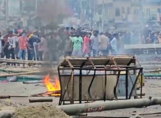 अपदस्थ प्रधानमन्त्री हसिनाका समर्थकसँग बङ्गलादेशी सेनाको झडप, ४ जनाको मृत्यु