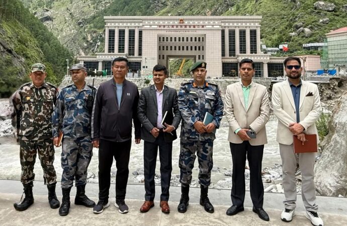 मितेरी पुलमा अस्थायी बेलिब्रिज निर्माण सुरु