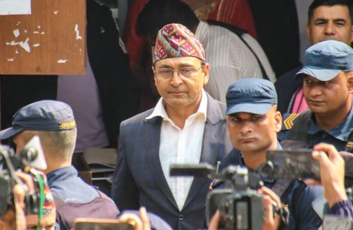 पूर्वउपप्रधानमन्त्री रायमाझीको मुद्दा छिटो किनारा लगाउन रास्वपा नेताको माग