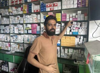 सरकारी जागिर छोडेर सफल बनेका दिनेश : ५ लाखको लगानी १ करोड कट्यो