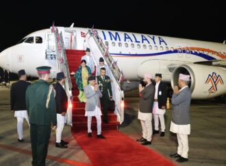 चीन भ्रमण सकेर स्वदेश फर्किए प्रधानमन्त्री ओली